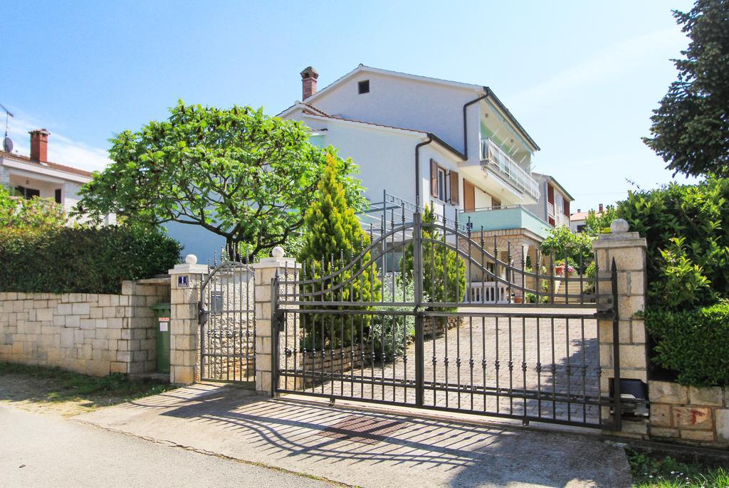 Apartments Silvia Poreč Zewnętrze zdjęcie