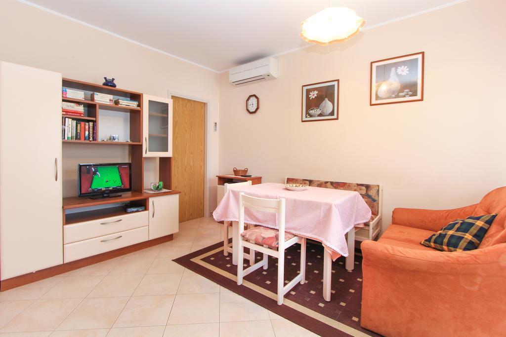 Apartments Silvia Poreč Zewnętrze zdjęcie