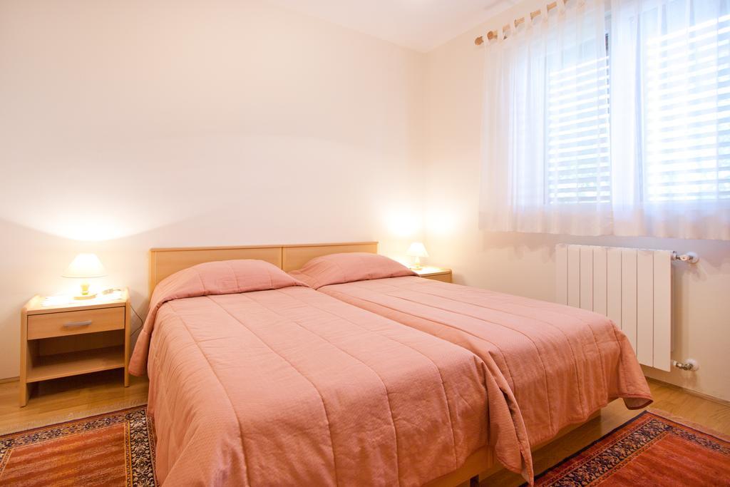 Apartments Silvia Poreč Zewnętrze zdjęcie